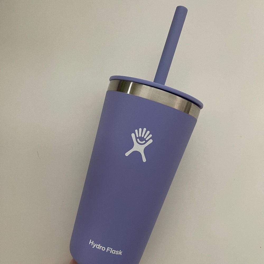 Hydroflask tumbler 20oz Purple